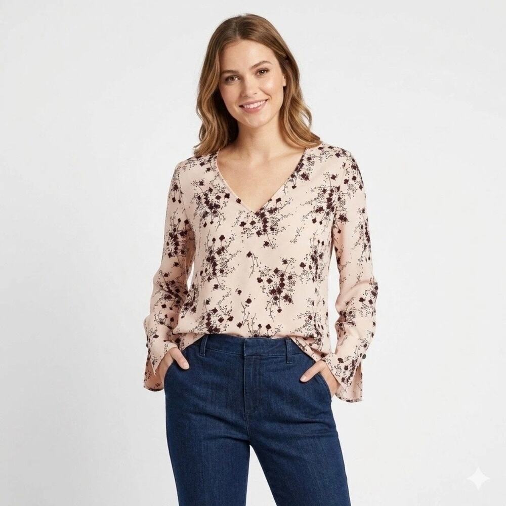 Chelsea 28 Women's Blouse Size S Floral Print Long Sleeve Pink Buttons V-Neck